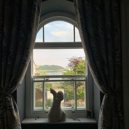 مبيت وإفطار لارن Dylan Thomas Sea View المظهر الخارجي الصورة